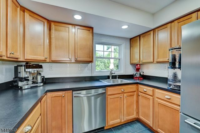 1986 Holland Brook Rd, Branchburg Twp., NJ 08876