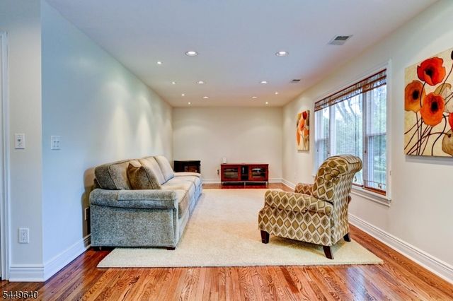 1986 Holland Brook Rd, Branchburg Twp., NJ 08876