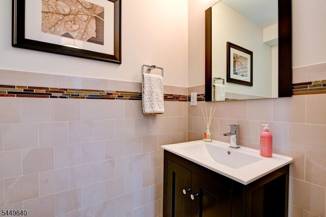 1986 Holland Brook Rd, Branchburg Twp., NJ 08876
