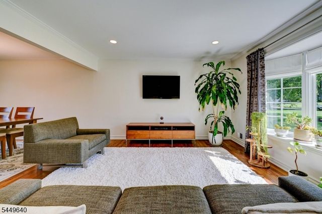 1986 Holland Brook Rd, Branchburg Twp., NJ 08876