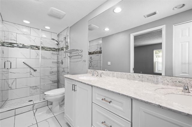 9407 LAURA ANNE DRIVE, Seminole, FL 33776