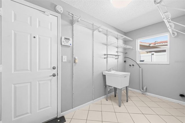 9407 LAURA ANNE DRIVE, Seminole, FL 33776