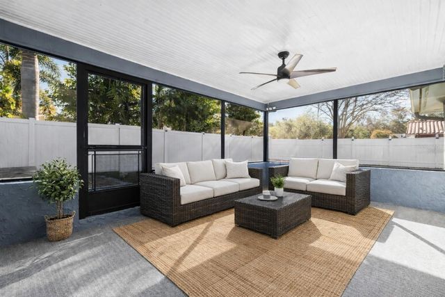 9407 LAURA ANNE DRIVE, Seminole, FL 33776