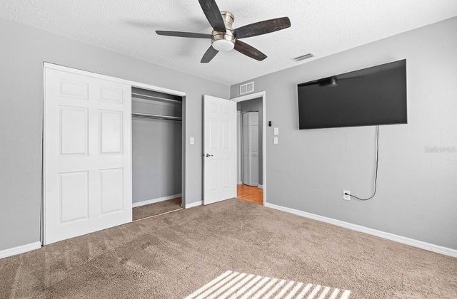 9407 LAURA ANNE DRIVE, Seminole, FL 33776