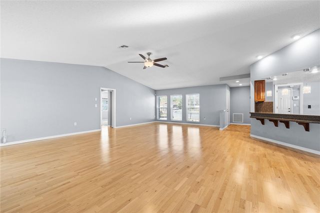 9407 LAURA ANNE DRIVE, Seminole, FL 33776