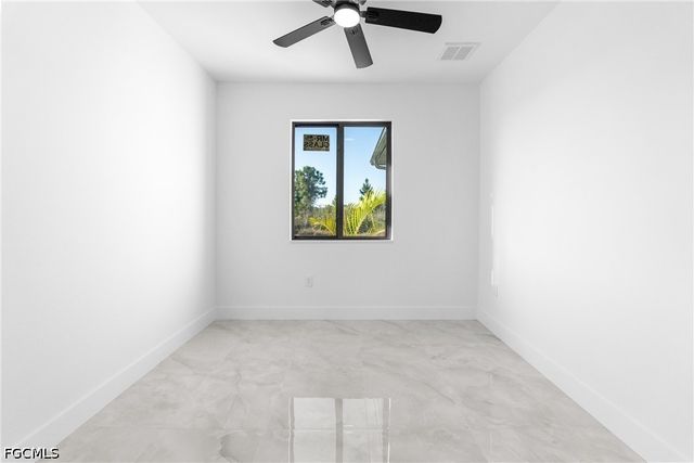 641 Camilla ST E, Lehigh Acres, FL 33974