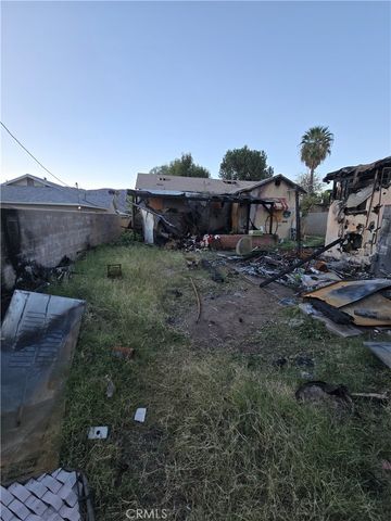 1117 W Hays, Banning, CA 92220