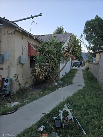 1117 W Hays, Banning, CA 92220