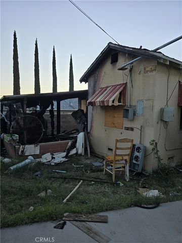 1117 W Hays, Banning, CA 92220