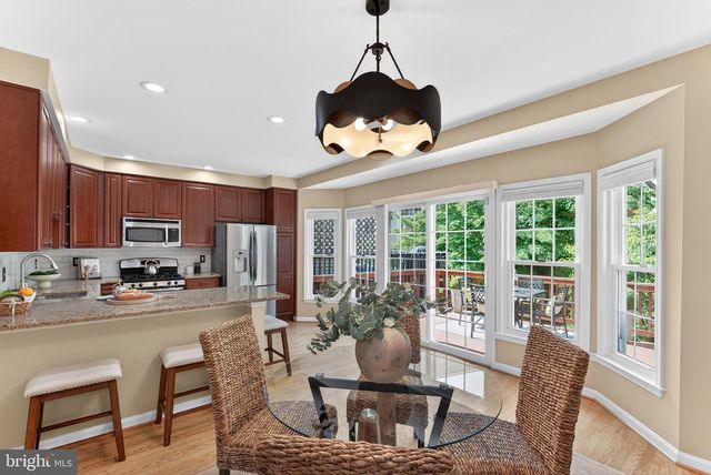 7412 GILLINGHAM ROW, Alexandria, VA 22315