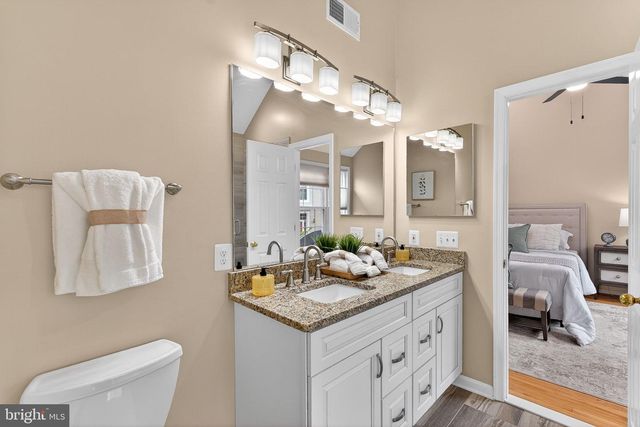 7412 GILLINGHAM ROW, Alexandria, VA 22315