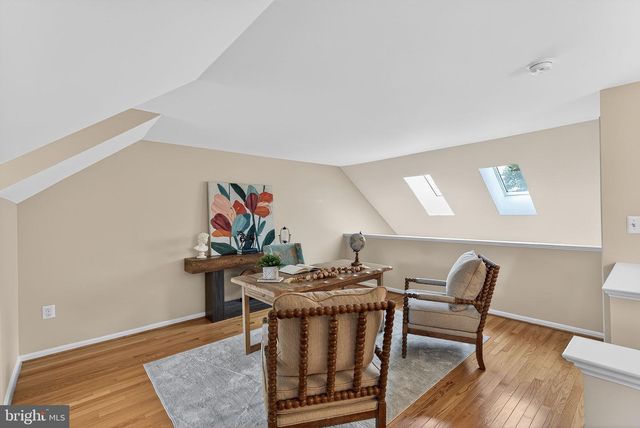 7412 GILLINGHAM ROW, Alexandria, VA 22315