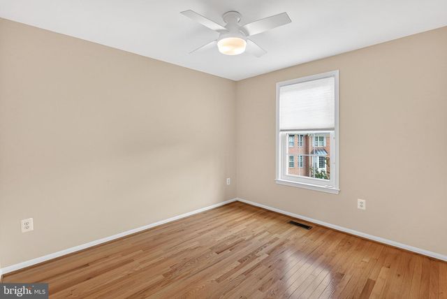 7412 GILLINGHAM ROW, Alexandria, VA 22315