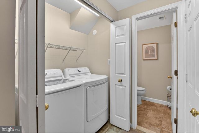 7412 GILLINGHAM ROW, Alexandria, VA 22315