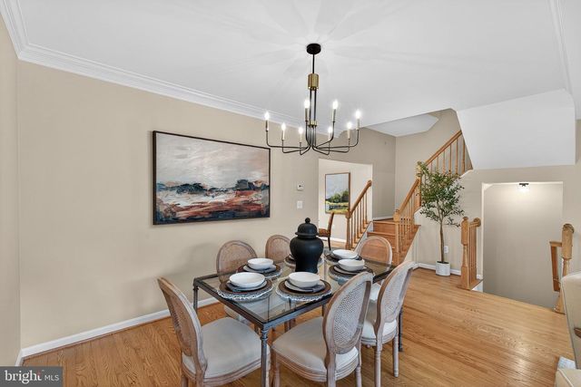 7412 GILLINGHAM ROW, Alexandria, VA 22315
