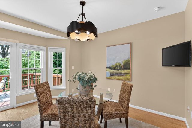 7412 GILLINGHAM ROW, Alexandria, VA 22315