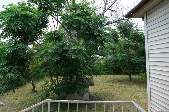 823 La Manda, San Antonio, TX 78201