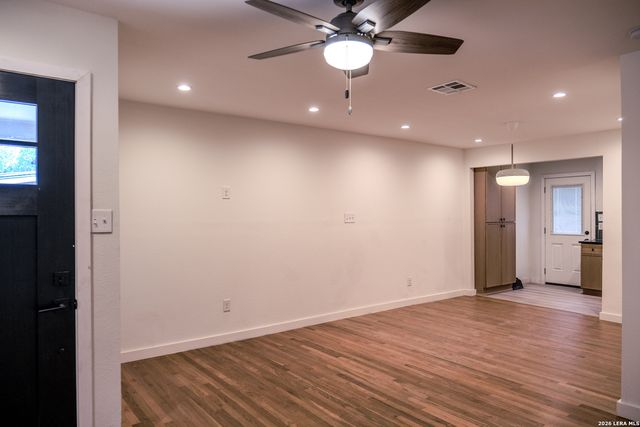 823 La Manda, San Antonio, TX 78201