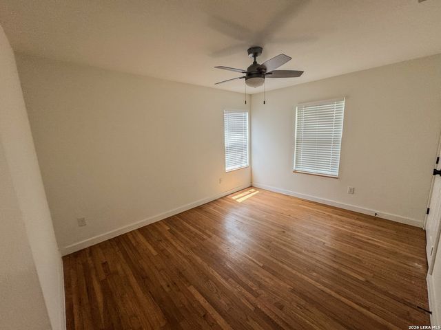 823 La Manda, San Antonio, TX 78201