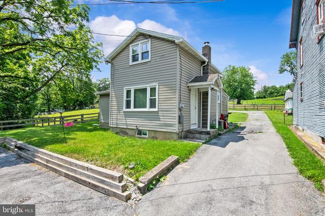 27 HOOVER LN, Mohnton, PA 19540