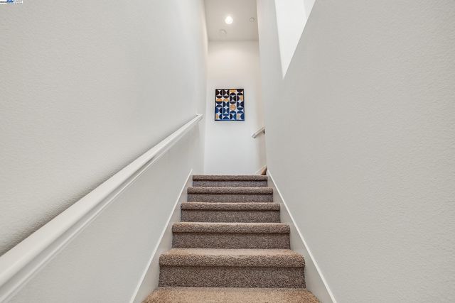 612 Staley Ave, Hayward, CA 94541