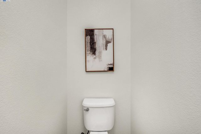 612 Staley Ave, Hayward, CA 94541