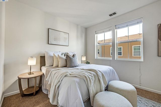 612 Staley Ave, Hayward, CA 94541