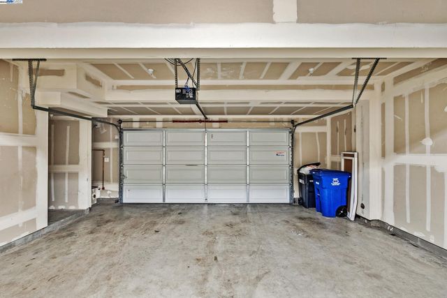 612 Staley Ave, Hayward, CA 94541