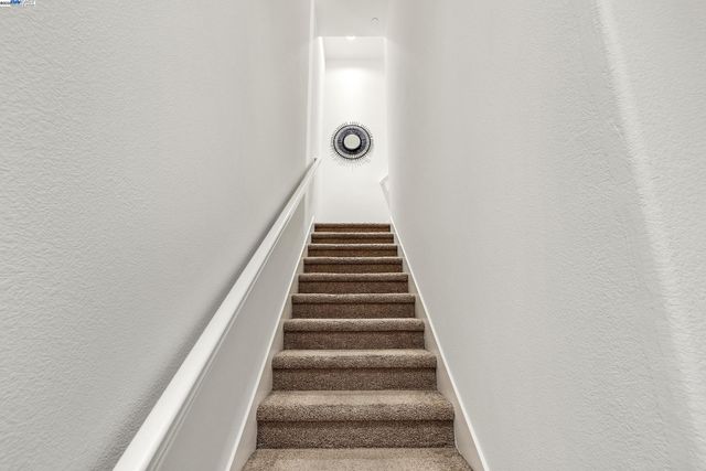 612 Staley Ave, Hayward, CA 94541