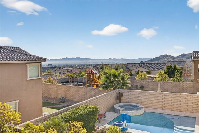 454 Cabral Peak Street, Las Vegas, NV 89138