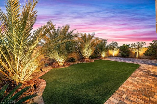 454 Cabral Peak Street, Las Vegas, NV 89138