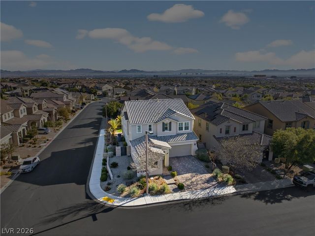 454 Cabral Peak Street, Las Vegas, NV 89138