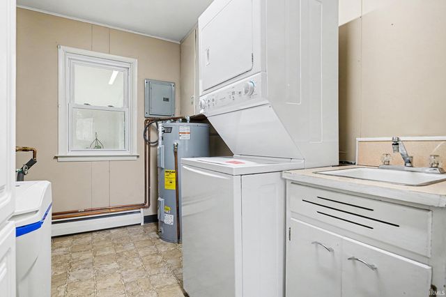 1223 W 200 S Road, Warsaw, IN 46580