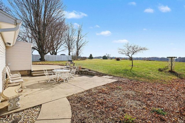 1223 W 200 S Road, Warsaw, IN 46580