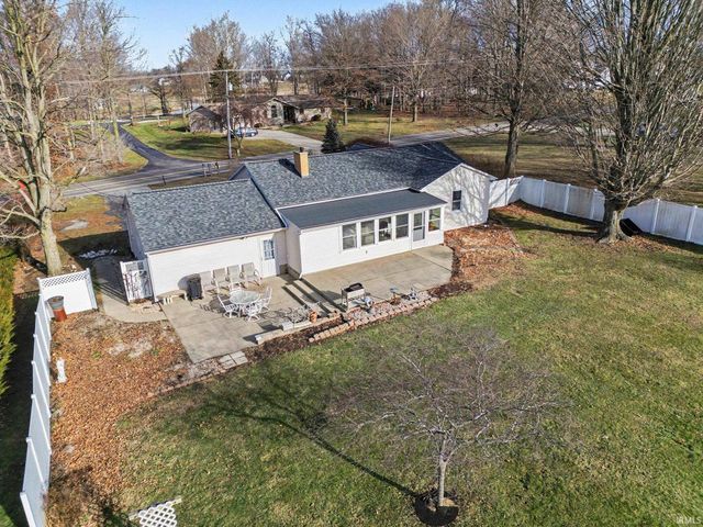 1223 W 200 S Road, Warsaw, IN 46580