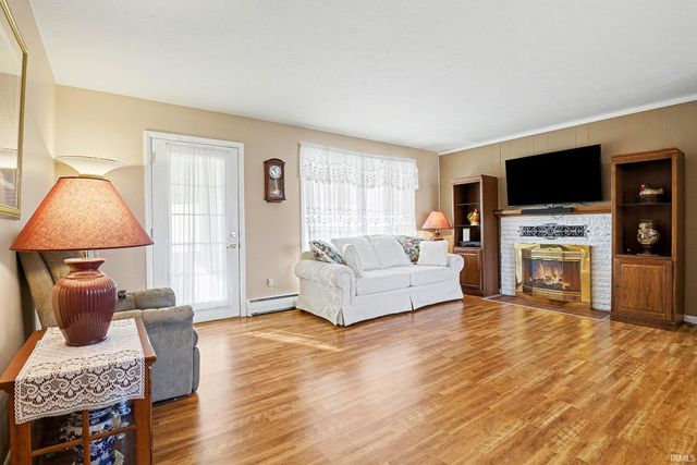 1223 W 200 S Road, Warsaw, IN 46580