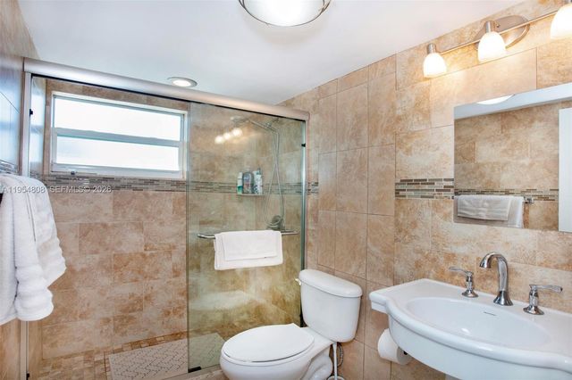 1850 S Ocean Dr 305, Fort Lauderdale, FL 33316