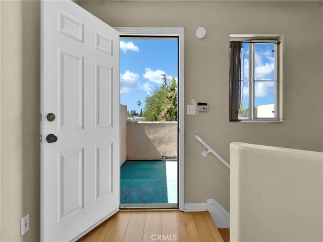 5242 Vesper Avenue 7, Sherman Oaks, CA 91411