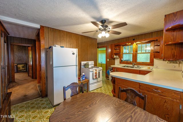 221 Bent Street, Kingsport, TN 37660