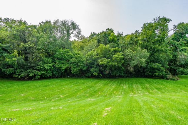 221 Bent Street, Kingsport, TN 37660