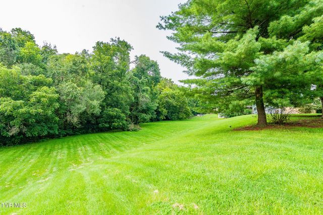 221 Bent Street, Kingsport, TN 37660