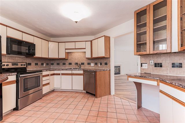 65 Scenic Drive, West Warwick, RI 02893