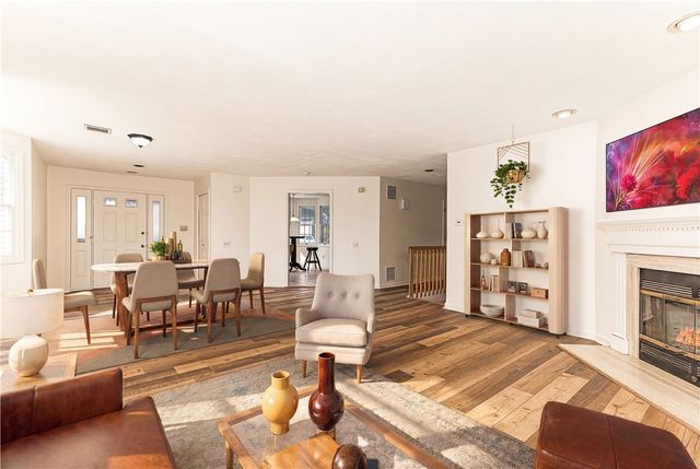 65 Scenic Drive, West Warwick, RI 02893