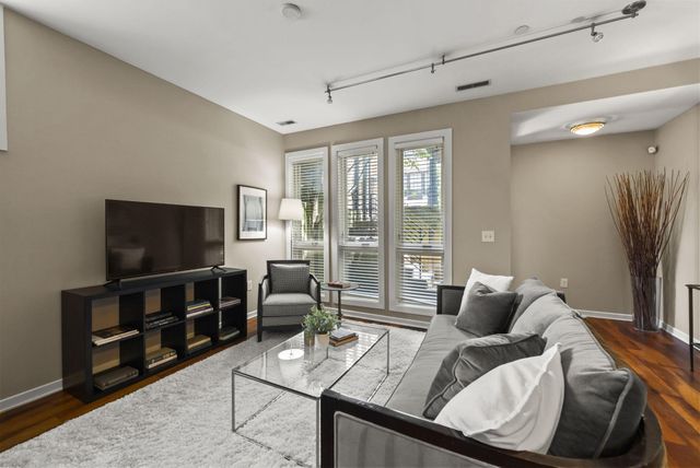 87 N 5th Street, G19, Columbus, OH 43215