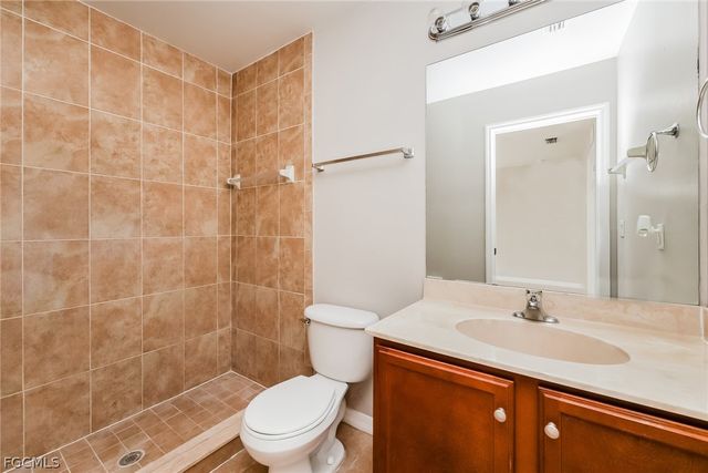 2900 73rd ST W, Lehigh Acres, FL 33971