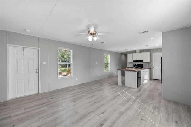 6213 Maine Trail, Granbury, TX 76048