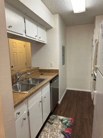 5300 Keller Springs Road 1090, Dallas, TX 75248