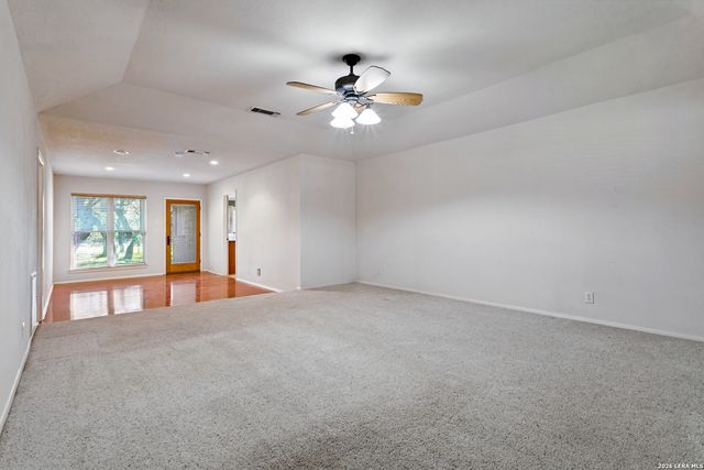 218 VILLAGE CIR, Hill Country Village, TX 78232