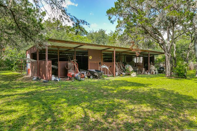 218 VILLAGE CIR, Hill Country Village, TX 78232