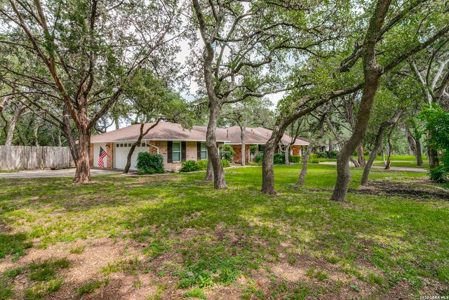 218 VILLAGE CIR, Hill Country Village, TX 78232